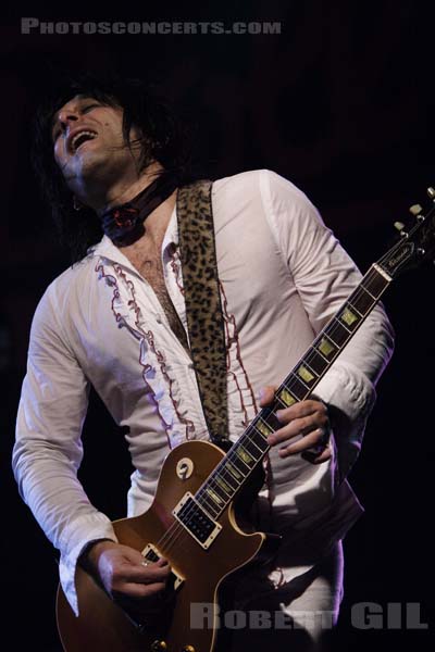 NEW YORK DOLLS - 2006-10-18 - PARIS - Elysee Montmartre - 